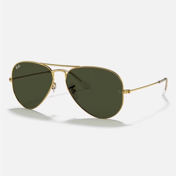 Ray-Ban Accessories - NWT Ray-Ban Aviator Sunglasses